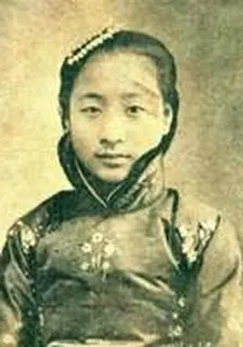 小鳳仙晚年 封面